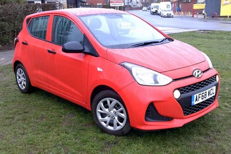 Red Used 2018 Hyundai i10 Hatchback | £4,895 (Good price) - Image 1/1
