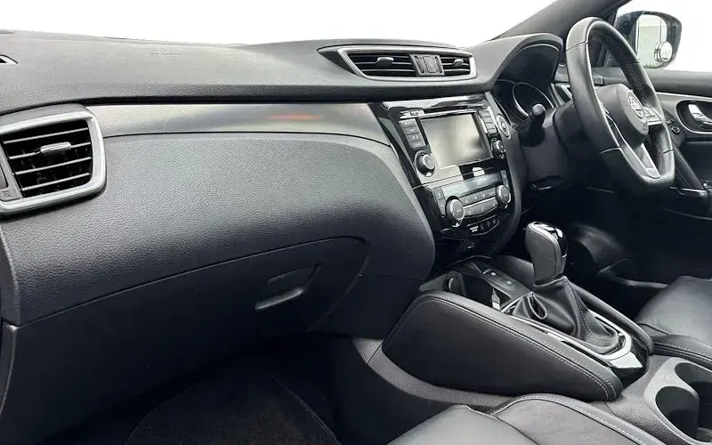Used Nissan Qashqai Tekna+ 160 HP (117 kW) 2020 White SUV