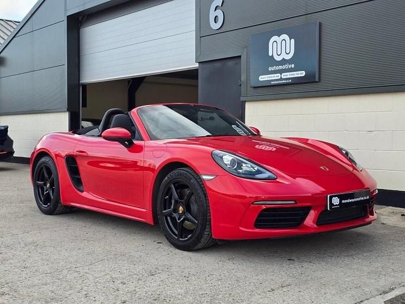 Used Porsche 718 Boxster 300 HP (220 kW) 2020 Red Cabriolet