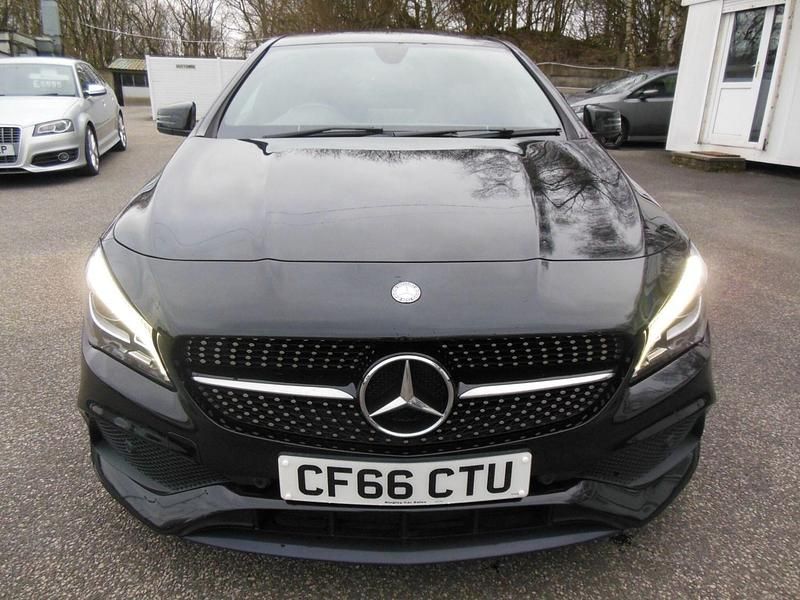 Used Mercedes CLA200 Shooting Brake AMG line 136 HP (100 kW) 2017 Black Estate