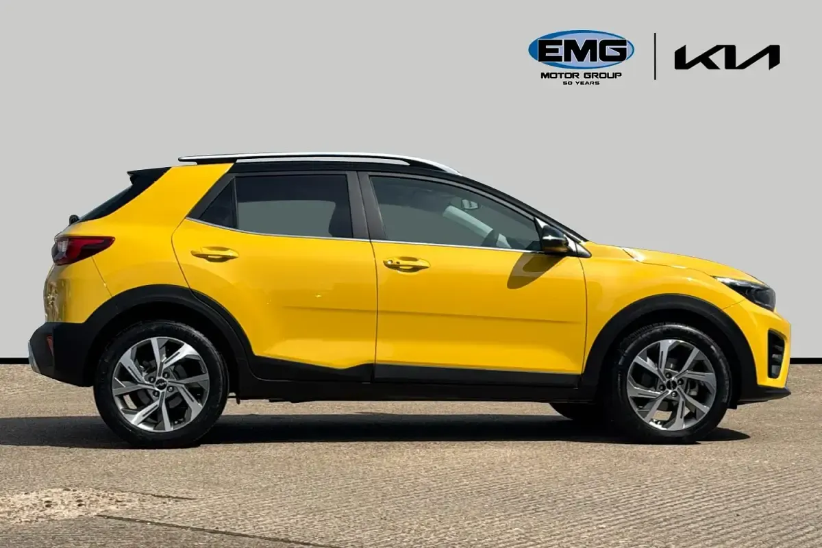 Used Kia Stonic GT-Line S 118 HP (86 kW) 2023 Yellow SUV