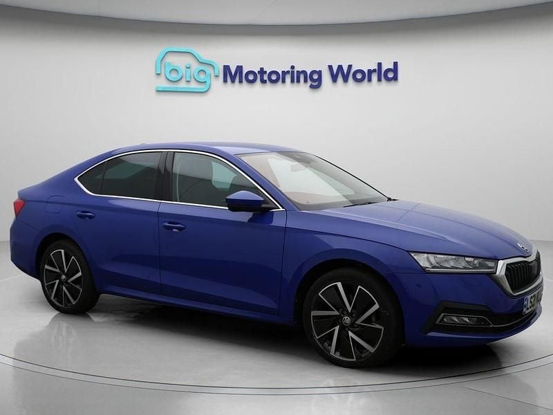 Blue Used 2021 Skoda Octavia SE L Hatchback | £15,200 (Good price) - Image 1/4