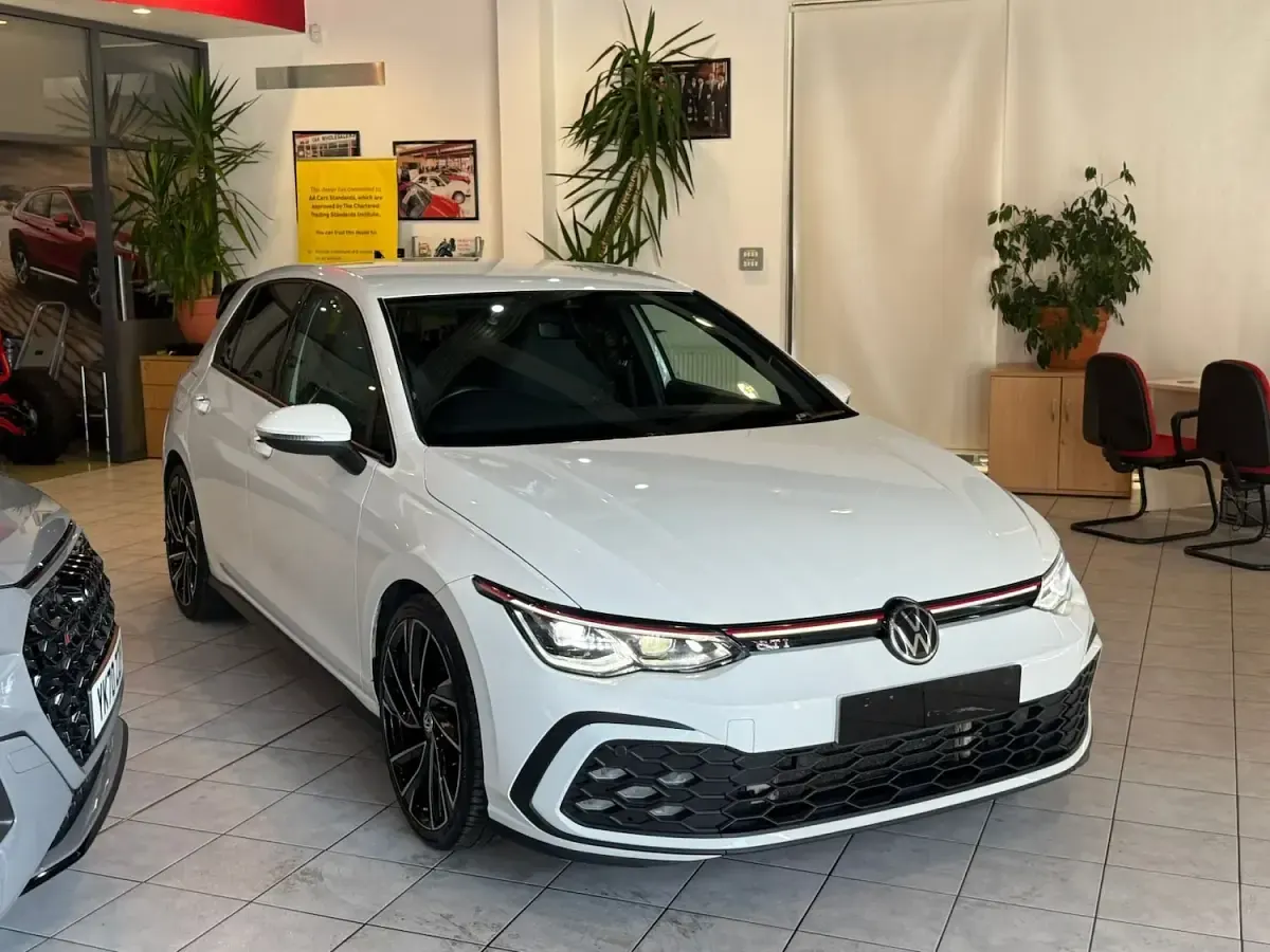 Used VW Golf VII GTI 2020 White Hatchback