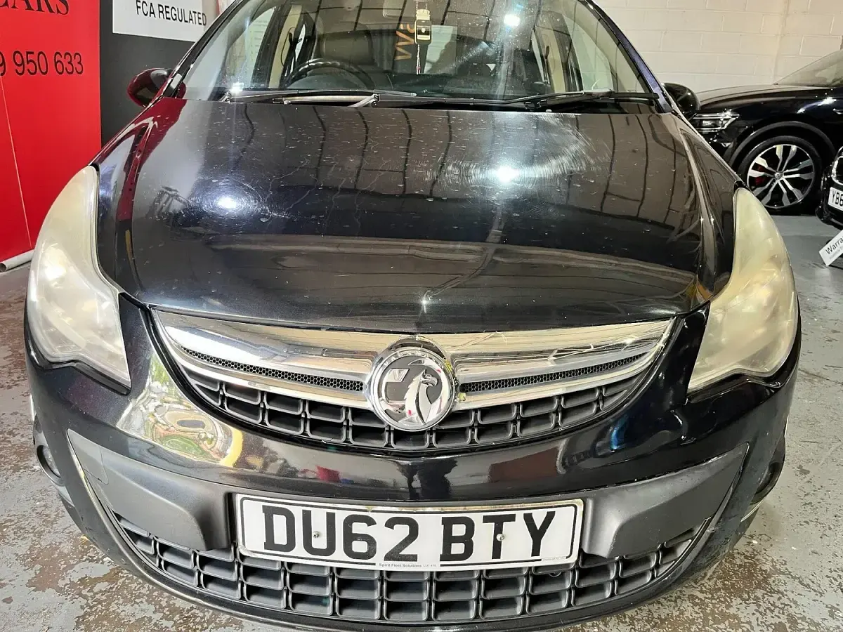 Used Vauxhall Corsa 100 HP (73 kW) 2012 Black Hatchback