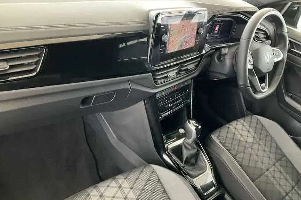 Used VW T-Roc 150 HP (110 kW) 2025 SUV