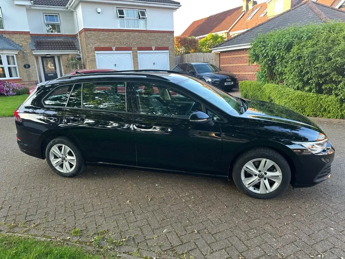 Usado VW Golf VIII Life 2021 Preto Carrinha