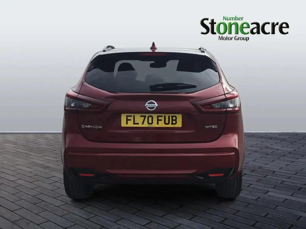 Usado Nissan Qashqai N-TEC 160 HP (117 kW) 2020 Vermelho SUV