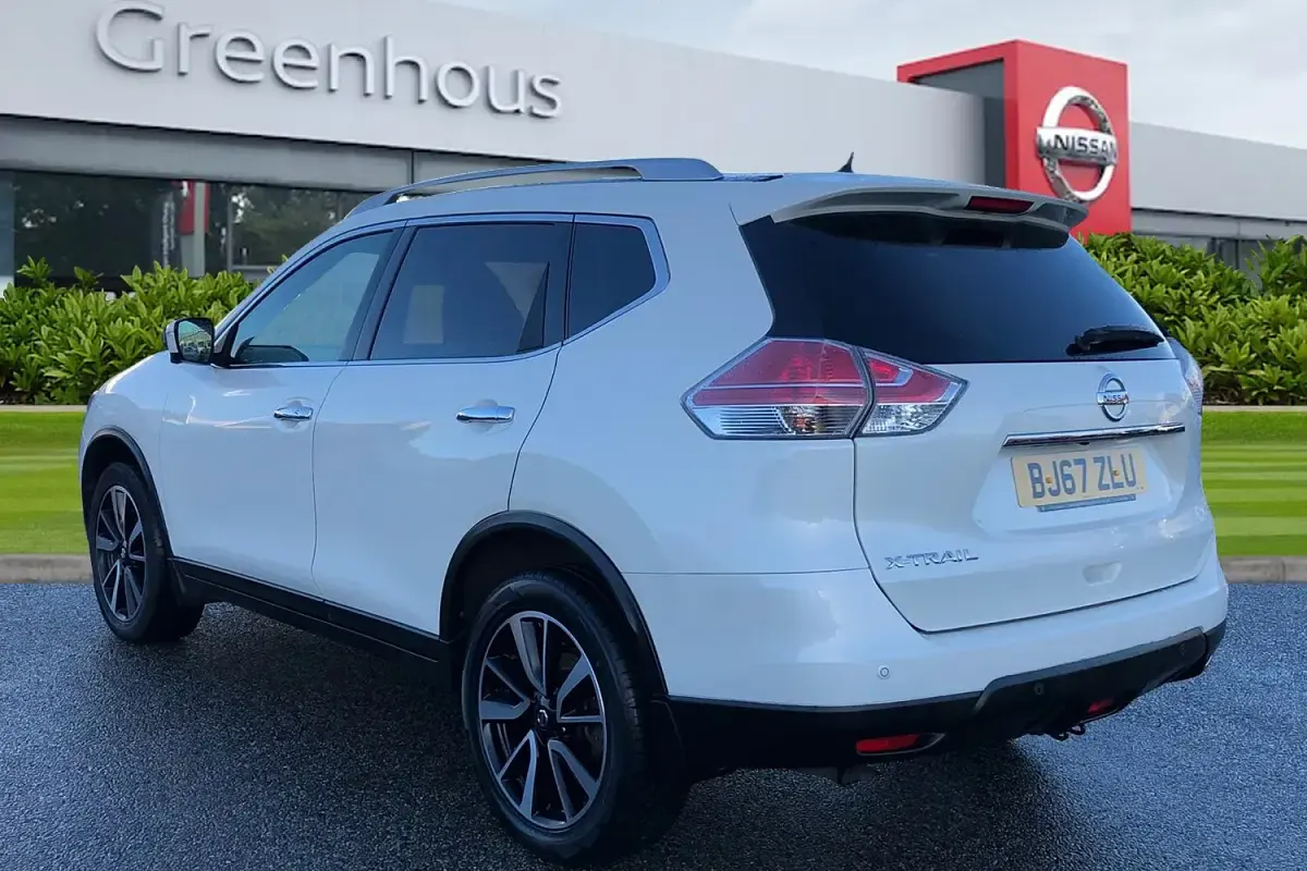 Used Nissan X-Trail N-Vision 177 HP (130 kW) 2017 White SUV