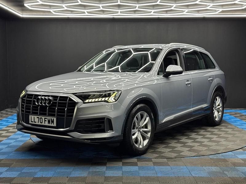 Używany Audi Q7 Sport 2020 Srebrny SUV