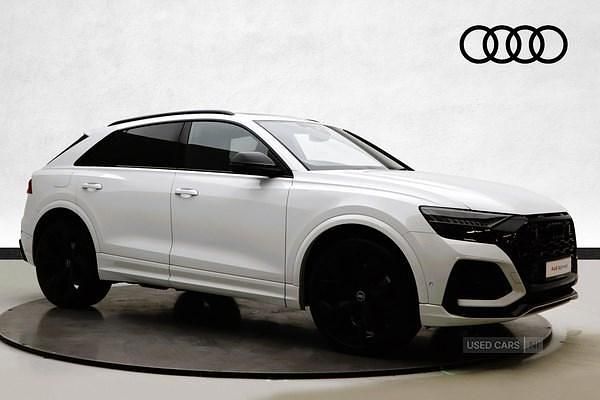 White Used 2023 Audi RS Q8 Design SUV | £85,990 (Fair price) - Image 1/4