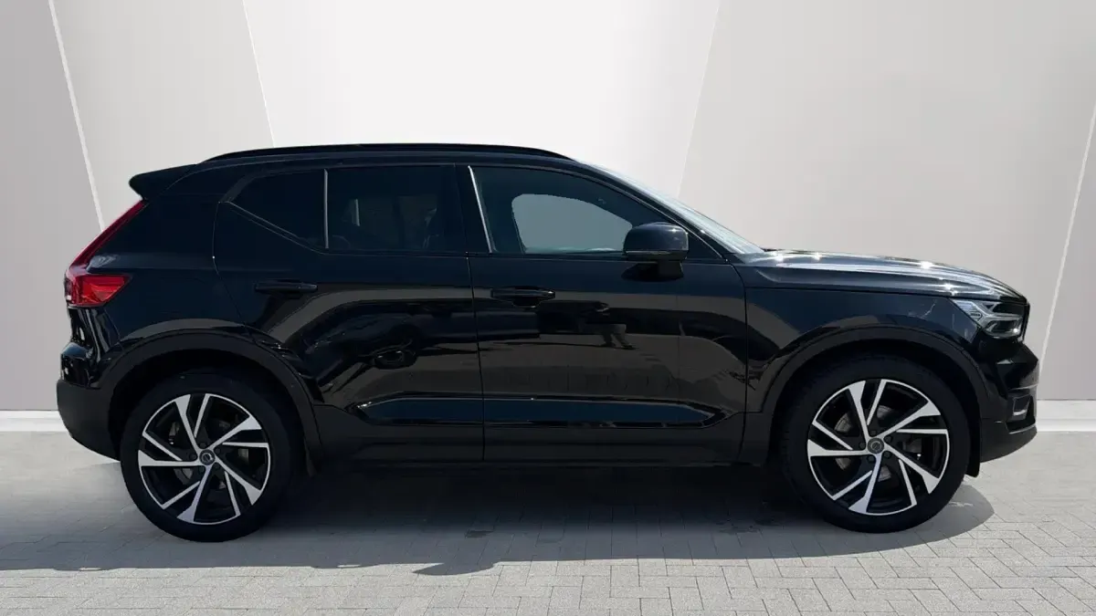 Usado Volvo XC40 R-Design Pro 197 CV (144 kW) 2022 SUV