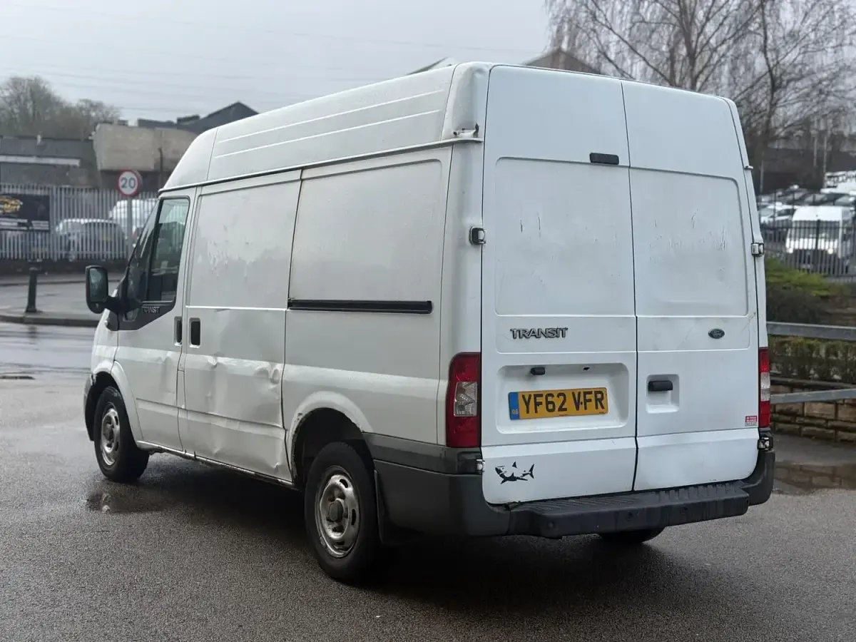 Used Ford Transit 100 HP (73 kW) 2013 White Van