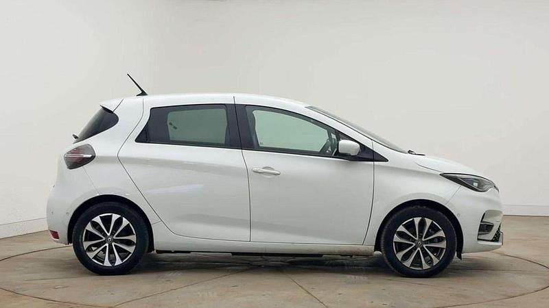 Used Renault Zoe GT-Line 100 kW (136 HP) 2021 White  Hatchback