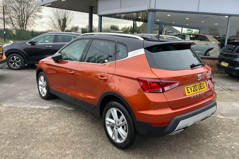 Used Seat Arona FR 115 HP (84 kW) 2020 Orange SUV
