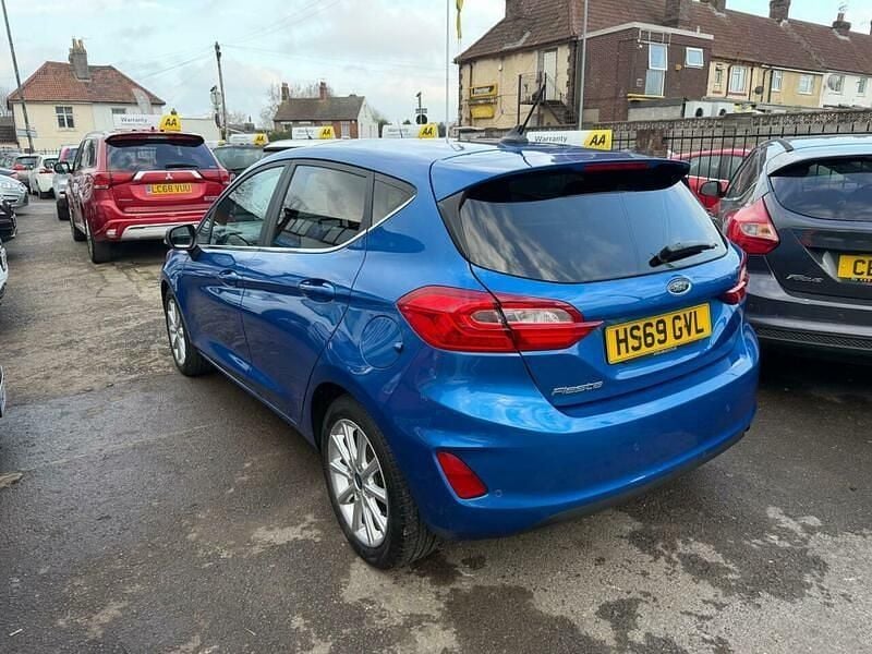 Used Ford Fiesta Titanium 100 HP (73 kW) 2020 Blue Hatchback