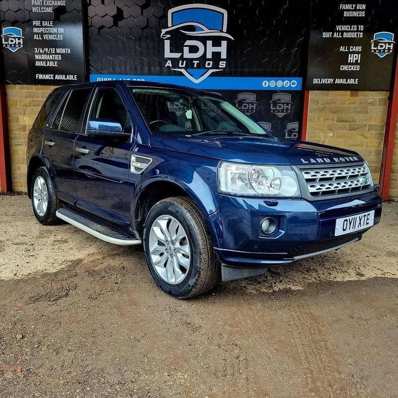 Blue Used 2011 Land Rover Freelander 2 SUV | £5,395 (Good price) - Image 1/4