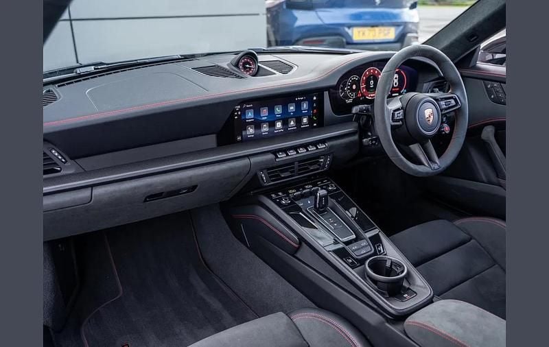 Used Porsche 911 534 HP (392 kW) 2025 Black Coupe