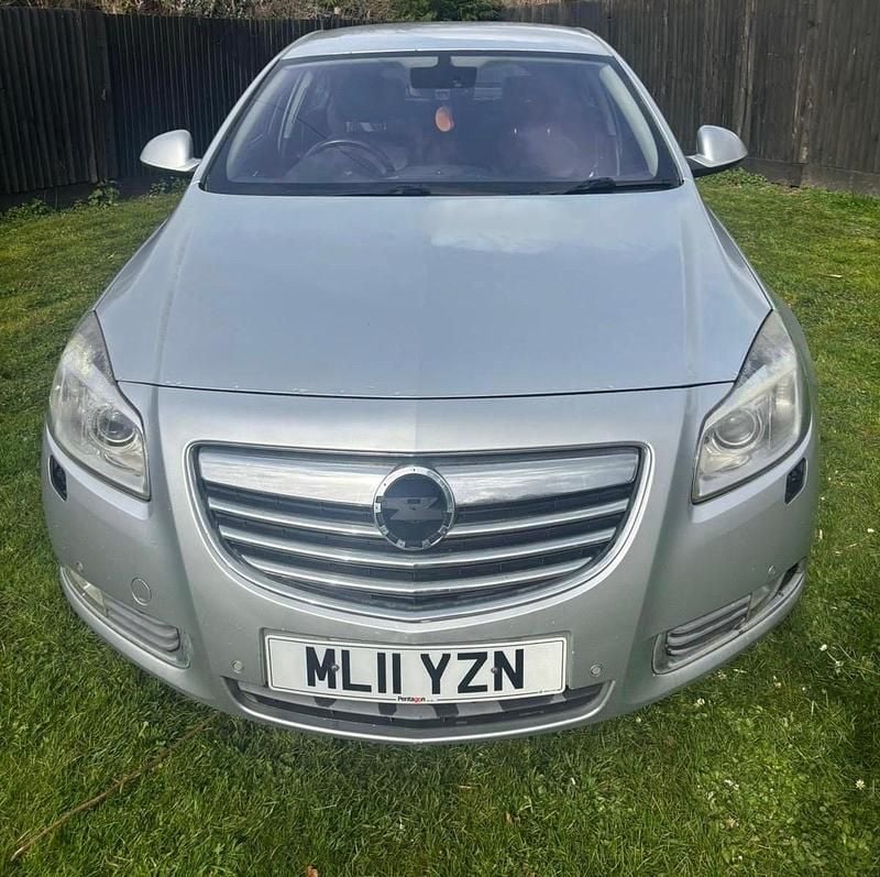 Used Vauxhall Insignia Elite 160 HP (117 kW) 2011 Silver Hatchback