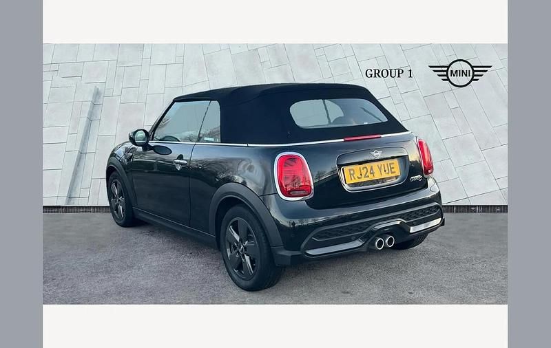 Used Mini Cooper S Cabriolet Classic 178 HP (130 kW) 2024 Midnight black ii Cabriolet
