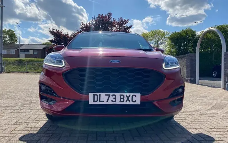 Używany Ford Kuga ST-Line X 190 KM (139 kW) 2023 Czerwony SUV