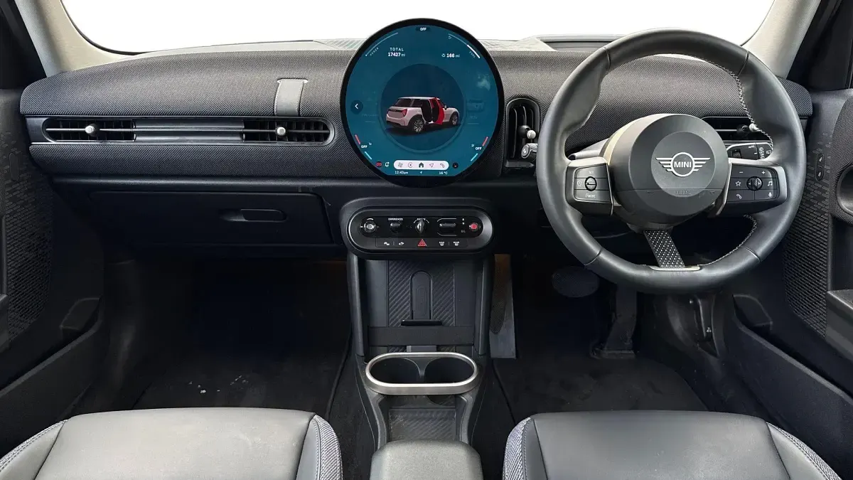 Used Mini Cooper S Hatch 201 HP (147 kW) 2024 Silver Hatchback