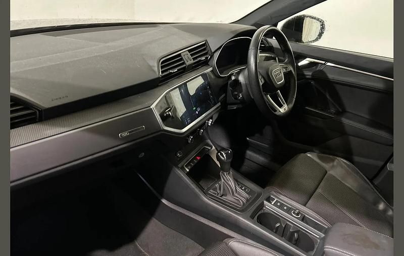 Used Audi Q3 S-Line 150 HP (110 kW) 2022 Black SUV