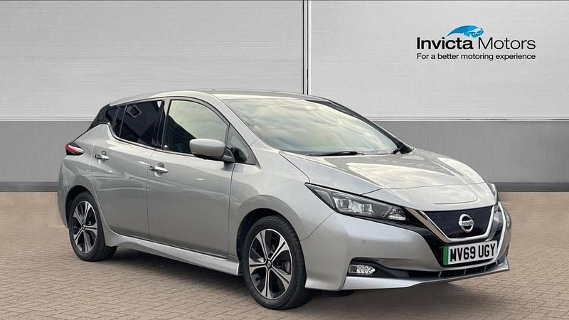 Used Nissan Leaf Tekna 110 kW (150 HP) 2019 Silver Hatchback
