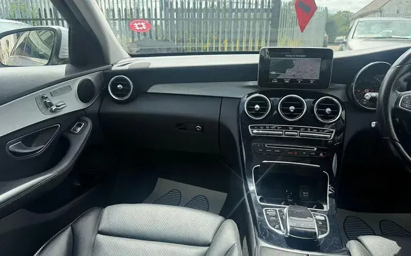 Used Mercedes C350 292 HP (214 kW) 2016 Silver Sedan