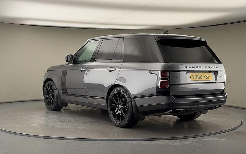 Used Land Rover Range Rover S 275 HP (202 kW) 2020 Eiger grey SUV