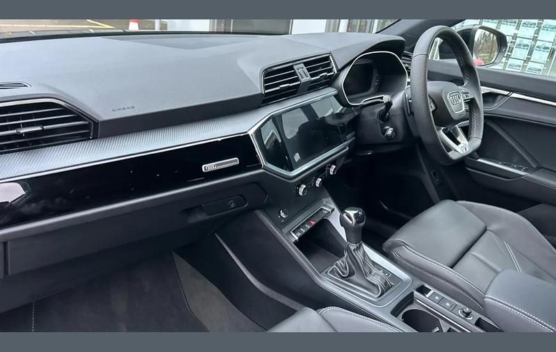 New Audi Q3 Black Edition 150 HP (110 kW) 2025 Black SUV