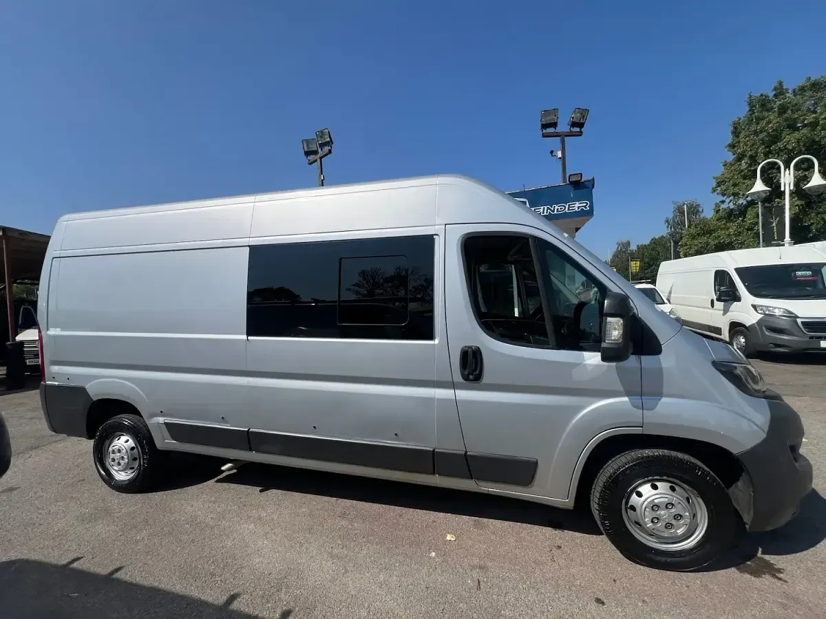 Used Peugeot Boxer 130 HP (95 kW) 2016 Silver Van