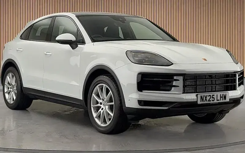 Used Porsche Cayenne 354 HP (260 kW) 2025 SUV
