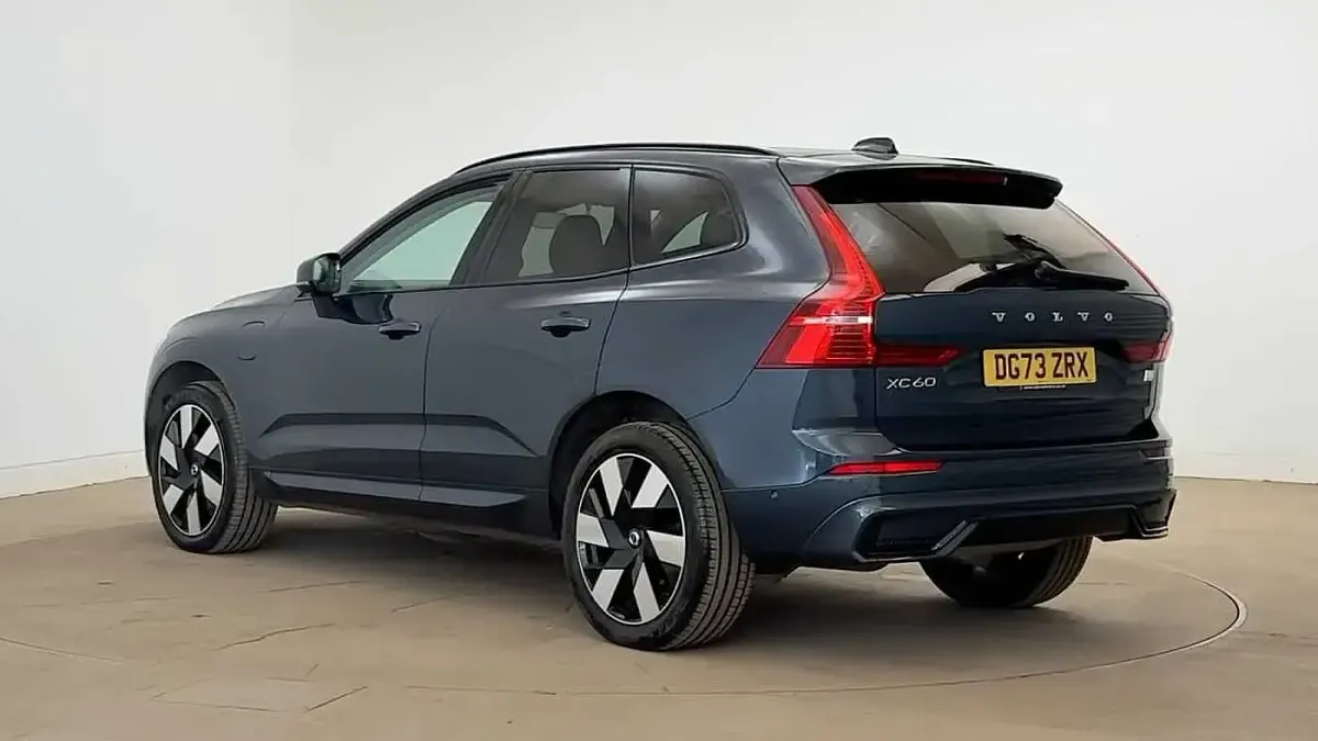 Used Volvo XC60 Ultimate 455 HP (334 kW) 2023 Blue SUV