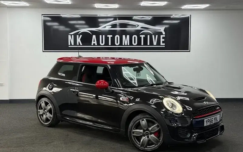 Begagnad Mini John Cooper Works Hatch 231 HK (169 kW) 2017 Halvkombi