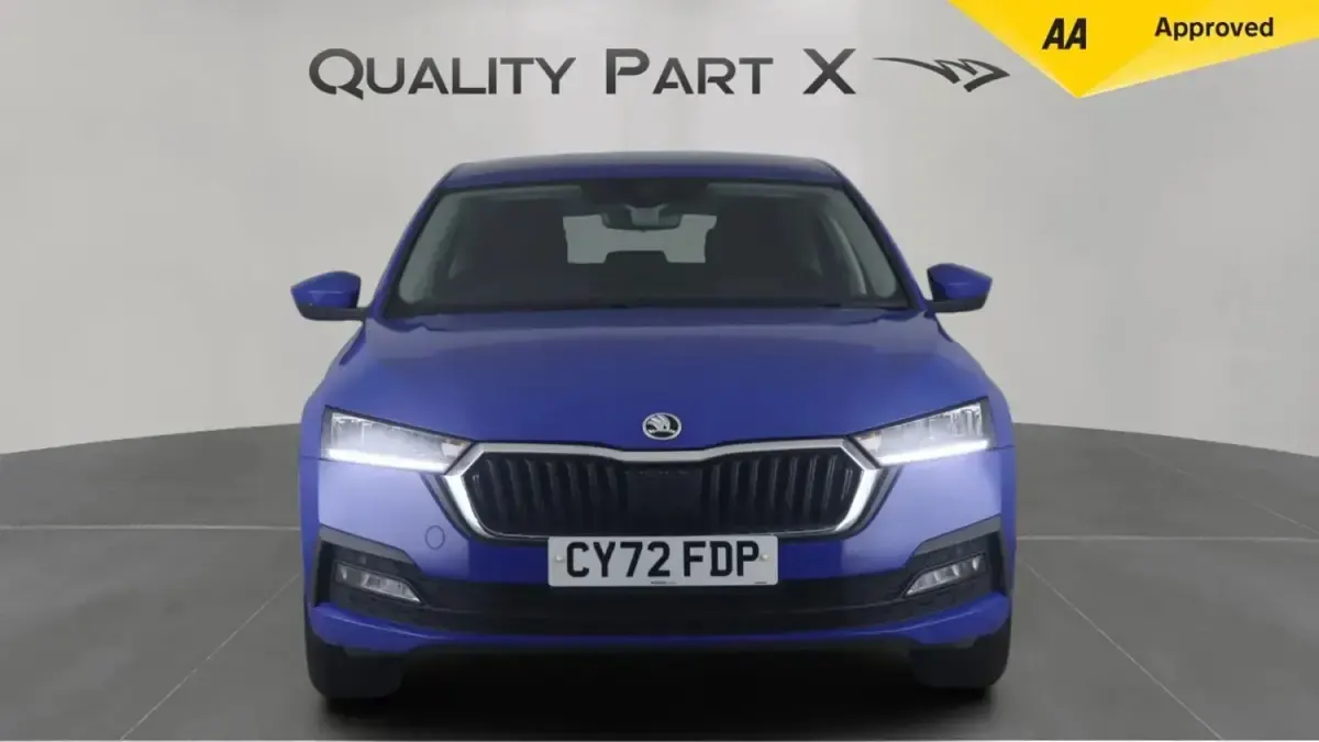 Begagnad Skoda Octavia SE Technology 110 HK (80 kW) 2023 Blå Halvkombi