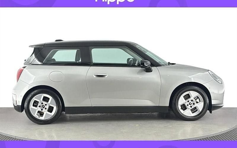 Used Mini Cooper Classic 160 kW (218 HP) 2024 Silver Hatchback