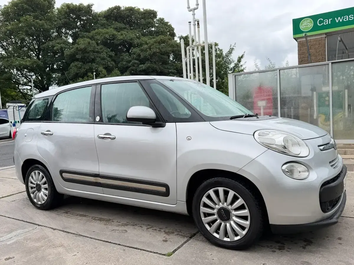 Used Fiat 500L Pop Star 85 HP (62 kW) 2015 Silver MPV