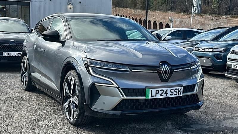 Used Renault Megane E-Tech Iconic 159 kW (217 HP) 2024 Grey/black  Hatchback