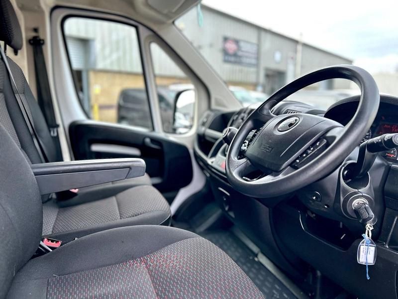 Used Vauxhall Movano S 2022 White