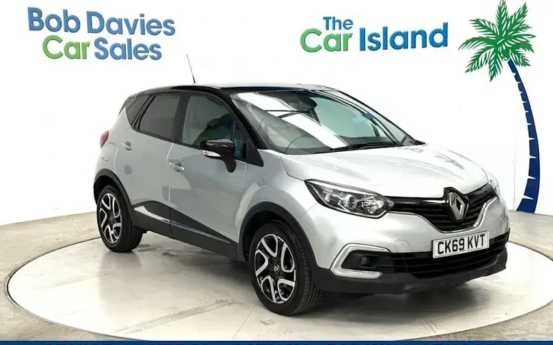 Usado Renault Captur Iconic 131 HP (96 kW) 2019 SUV