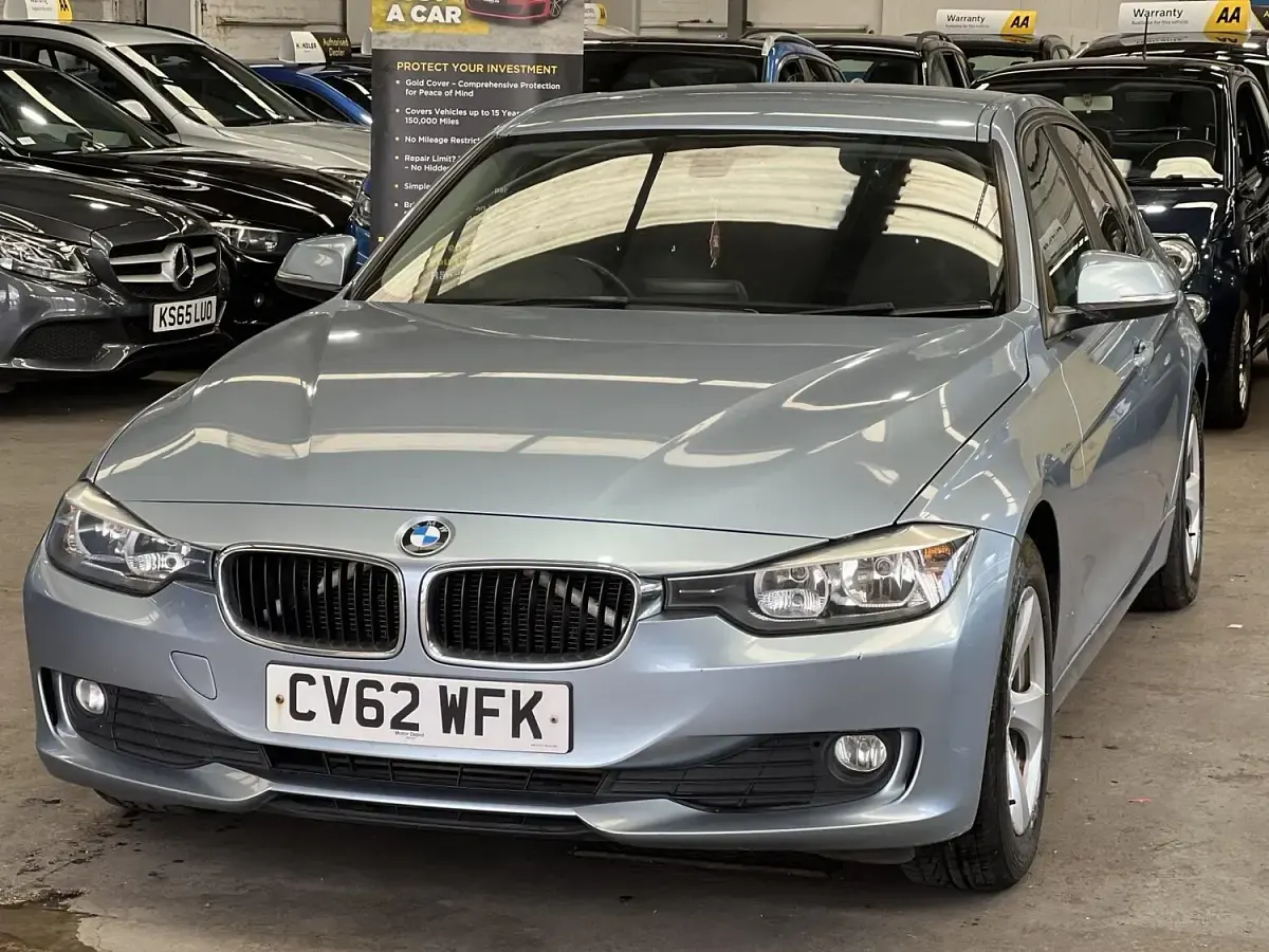 Used BMW 320 Efficient Dynamics 161 HP (118 kW) 2012 Blue Sedan