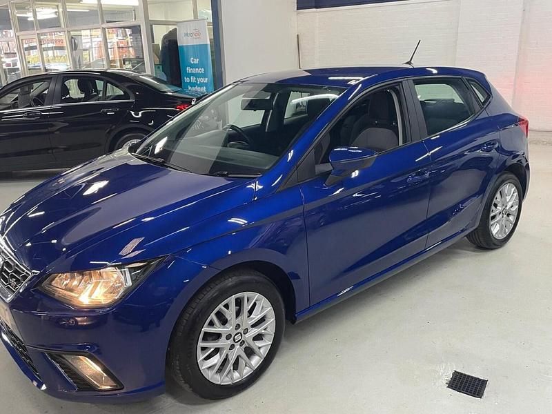 Used Seat Ibiza SE Technology 95 HP (69 kW) 2020 Blue Hatchback
