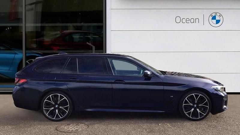 Used BMW 520 M Sport 187 HP (137 kW) 2022 Blue Estate