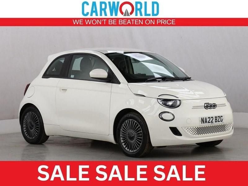 White Used 2022 Fiat 500e Icon Hatchback | £10,990 (Good price) - Image 1/3
