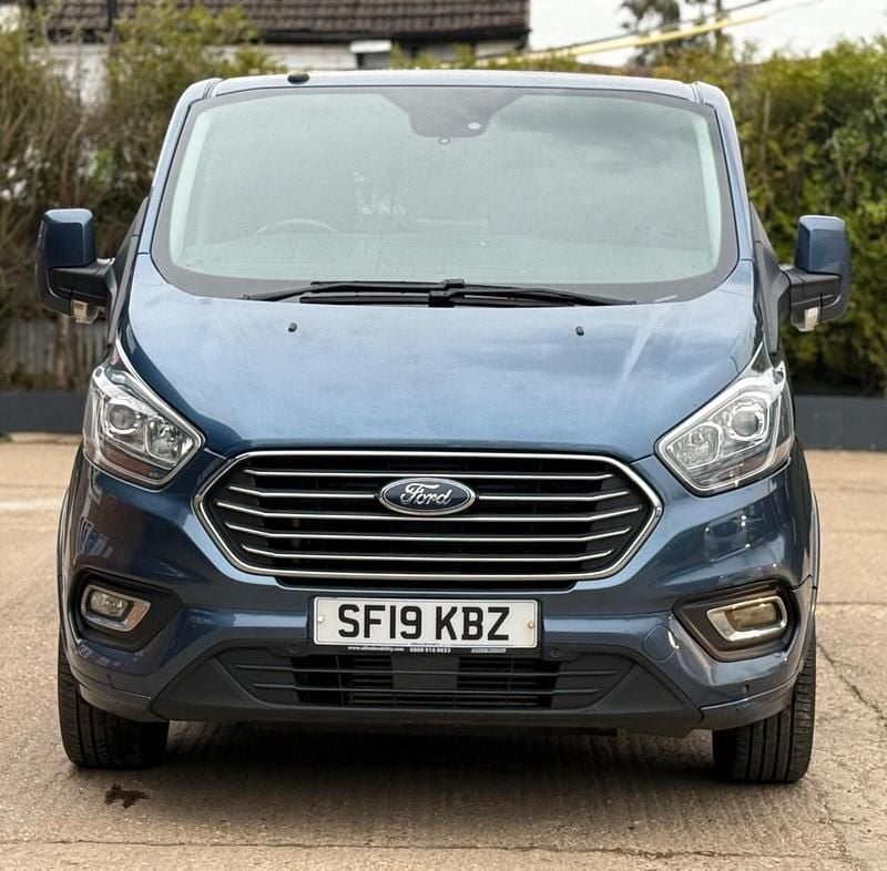 Used Ford Tourneo Custom Titanium 2019 Blue Van