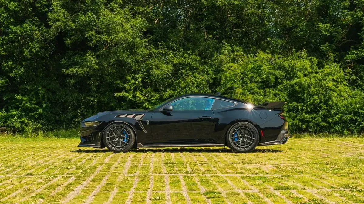 Used Ford Mustang Dark Horse 770 HP (566 kW) 2025 Black Coupe