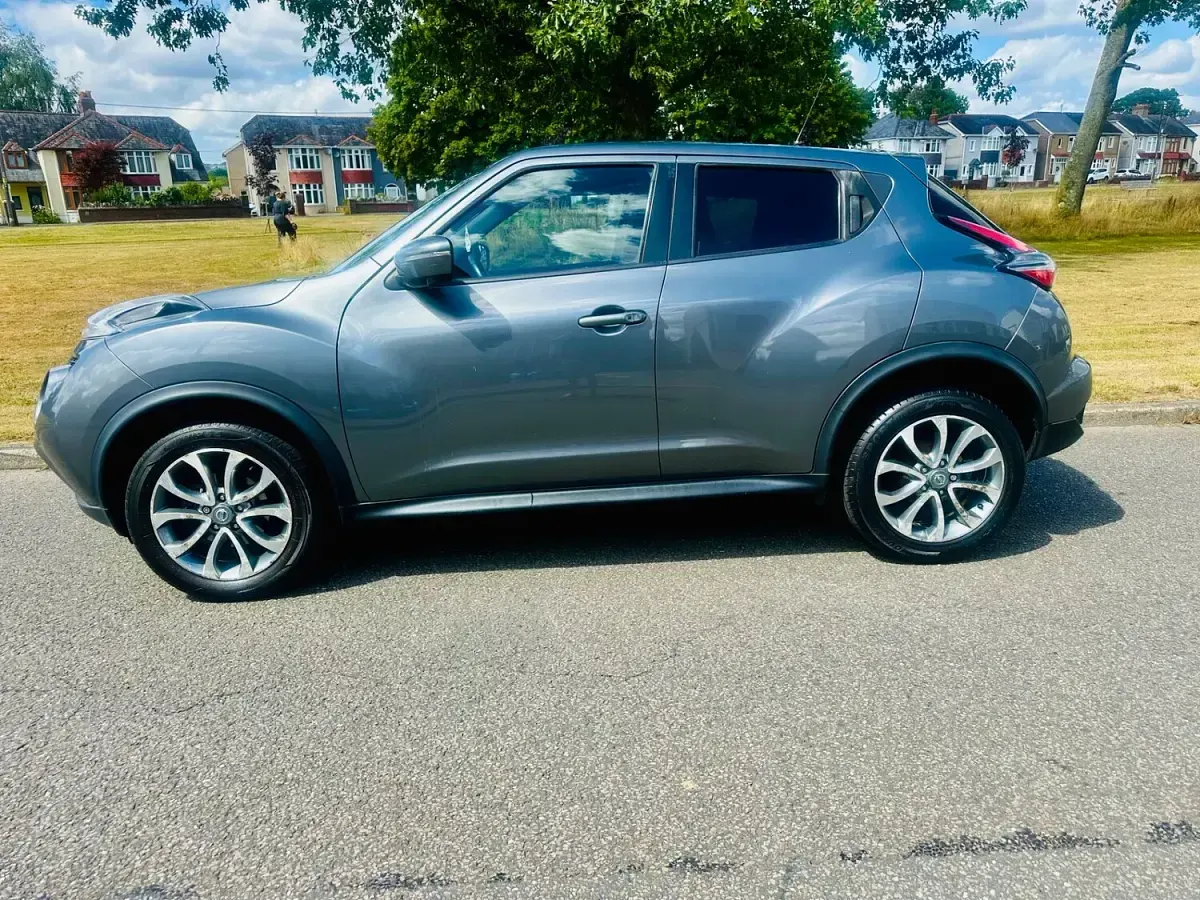 Used Nissan Juke Tekna 114 HP (83 kW) 2017 Grey SUV