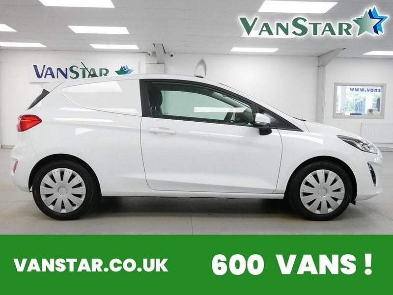White Used 2020 Ford Fiesta Hatchback | £11,689 (Fair price) - Image 1/4
