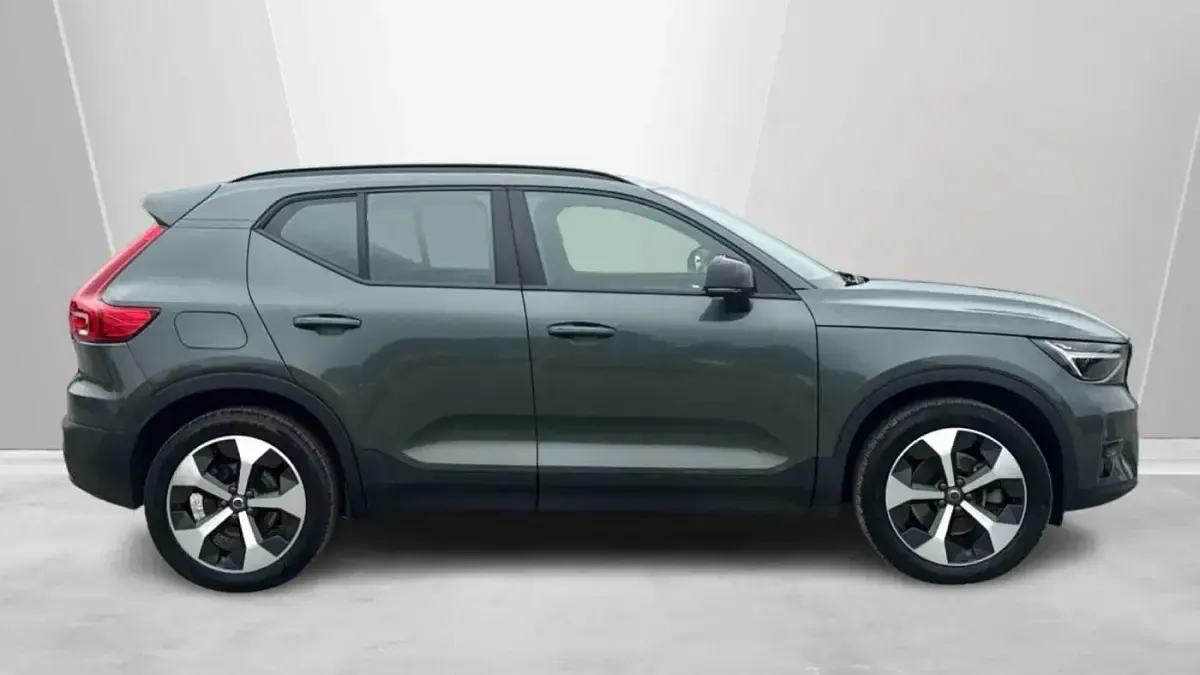 Used Volvo XC40 Plus 194 HP (142 kW) 2026 SUV