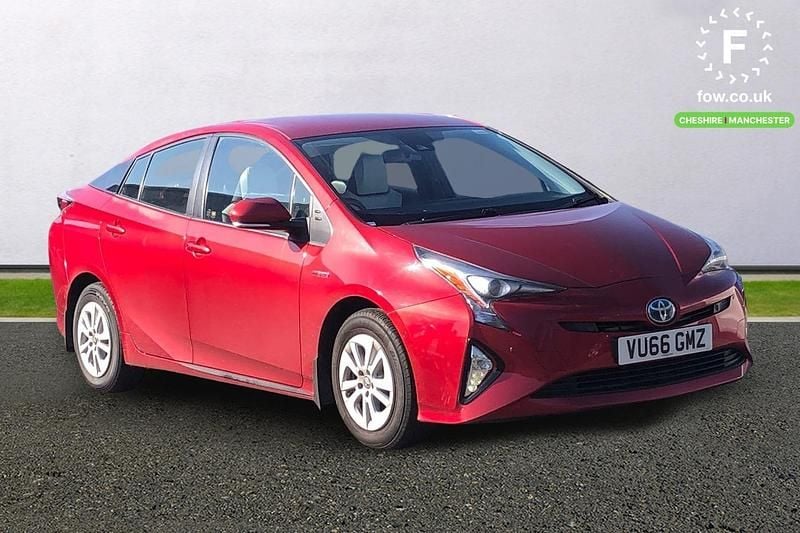 Red Used 2016 Toyota Prius Hatchback | £14,199 (A bit pricey) - Image 1/4